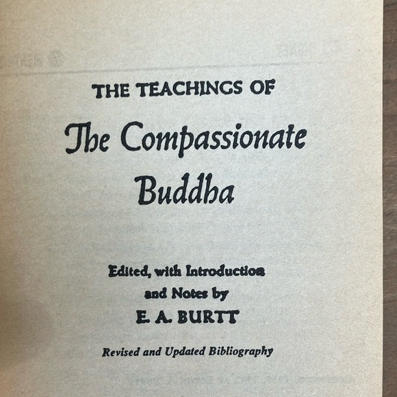 The Teachings of the Compassionate Buddha Book - Picture 5 of 14